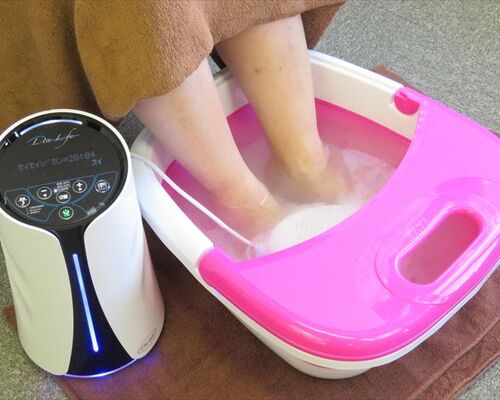 水素水の足湯